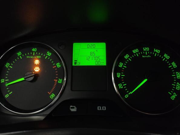 Skoda Fabia II Рестайлинг с пробегом 2012 года, цена 405 000 рублей, 121270 км, хэтчбек, Автокод Объявления