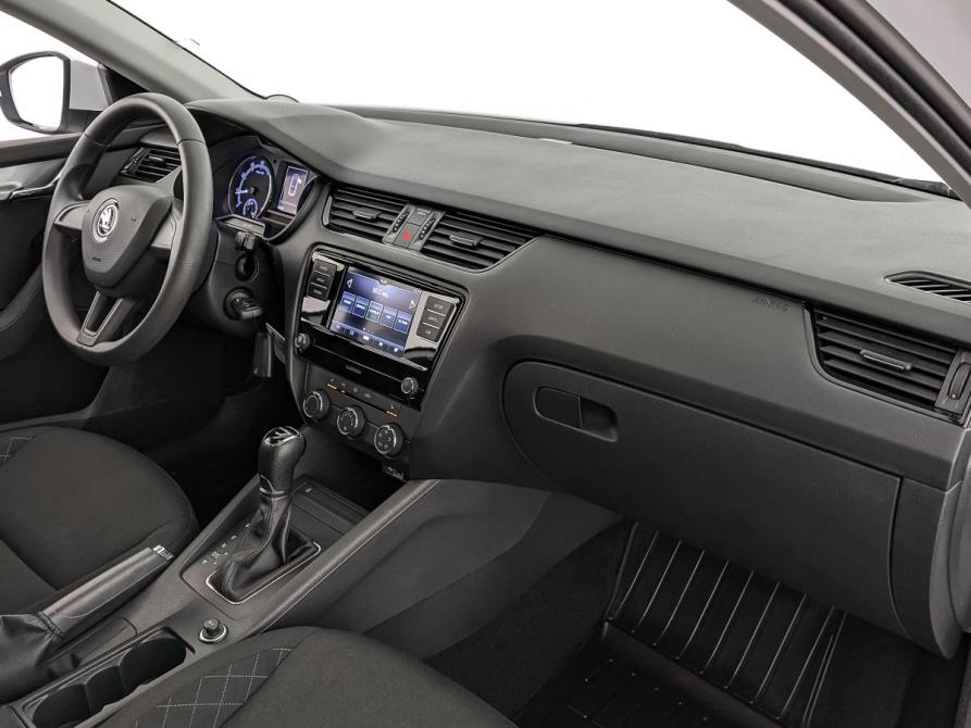 Skoda Octavia III (A7) Рестайлинг Москва  - изображение 13