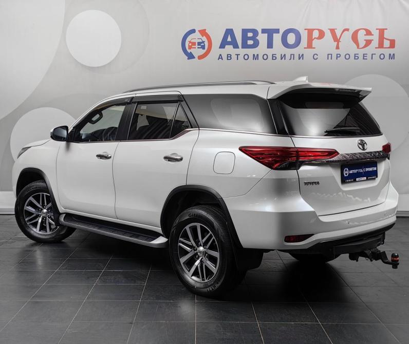 Toyota Fortuner II Москва  - изображение 2