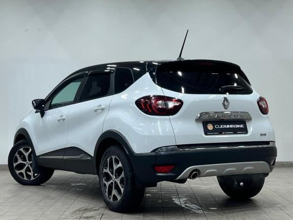 Renault Kaptur I Рестайлинг с пробегом 2021 года, цена 1 889 000 рублей, 36500 км, внедорожник, Автокод Объявления