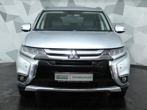 Mitsubishi Outlander III Рестайлинг 2 с пробегом 2018 года, цена 1 769 000 рублей, 185641 км, внедорожник, Автокод Объявления
