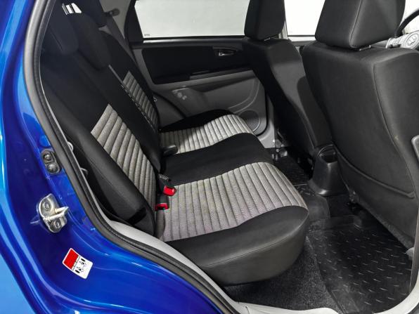 Suzuki SX4 I (Classic) Рестайлинг с пробегом 2011 года, цена 950 000 рублей, 153874 км, хэтчбек, Автокод Объявления