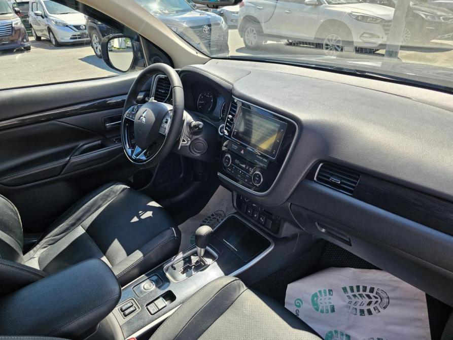 Mitsubishi Outlander III Рестайлинг 2 Тюмень  - изображение 14