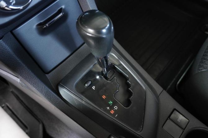 Toyota Corolla XI (E160 E170 E180) с пробегом 2014 года, цена 1 360 000 рублей, 181283 км, седан, Автокод Объявления