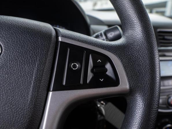 Hyundai Solaris I Рестайлинг с пробегом 2014 года, цена 875 000 рублей, 228268 км, седан, Автокод Объявления