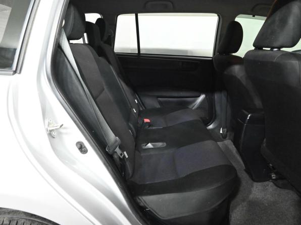 Toyota Corolla XI (E160 E170 E180) Рестайлинг 1 с пробегом 2016 года, цена 1 300 000 рублей, 174571 км, универсал, Автокод Объявления