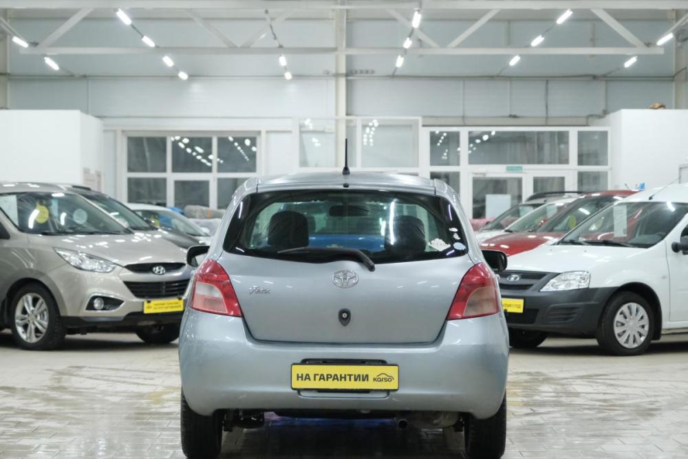 Toyota Vitz II (XP90) Омск  - изображение 6