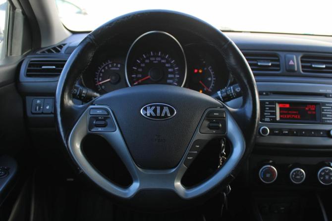 Kia Rio IV с пробегом 2017 года, цена 1 050 000 рублей, 132000 км, седан, Автокод Объявления