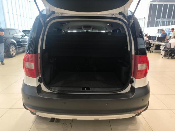 Skoda Yeti I с пробегом 2013 года, цена 1 159 000 рублей, 176111 км, внедорожник, Автокод Объявления