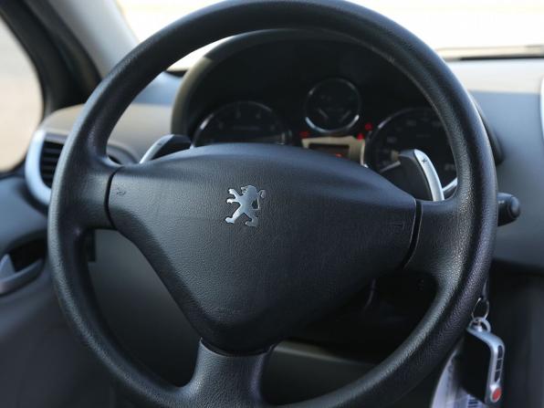 Peugeot 207 I с пробегом 2008 года, цена 235 000 рублей, 199900 км, хэтчбек, Автокод Объявления