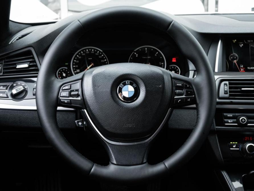 BMW 5 серии VI (F10/F11/F07) Рестайлинг Ставрополь  - изображение 13