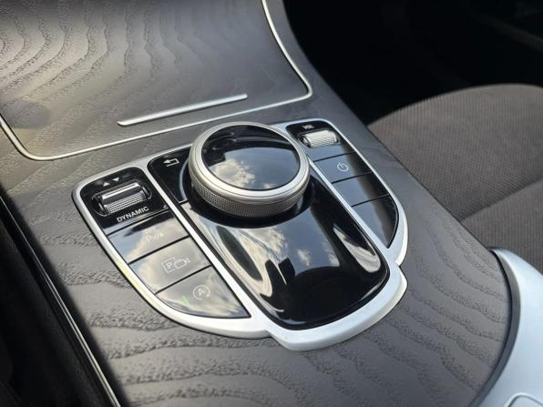 Mercedes-Benz C-Класс IV (W205) Рестайлинг с пробегом 2019 года, цена 2 560 000 рублей, 87654 км, седан, Автокод Объявления