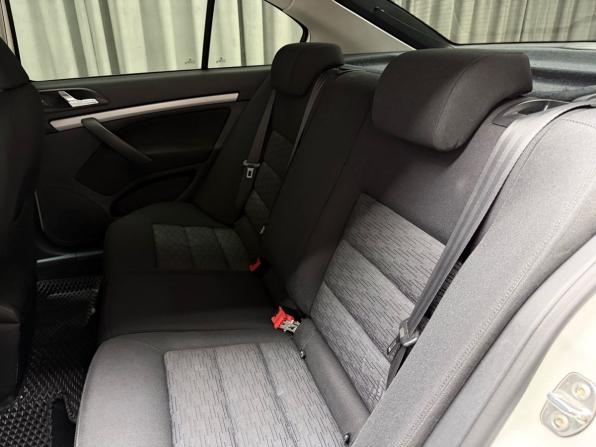 Skoda Octavia II (A5) Рестайлинг с пробегом 2012 года, цена 819 000 рублей, 209245 км, лифтбек, Автокод Объявления