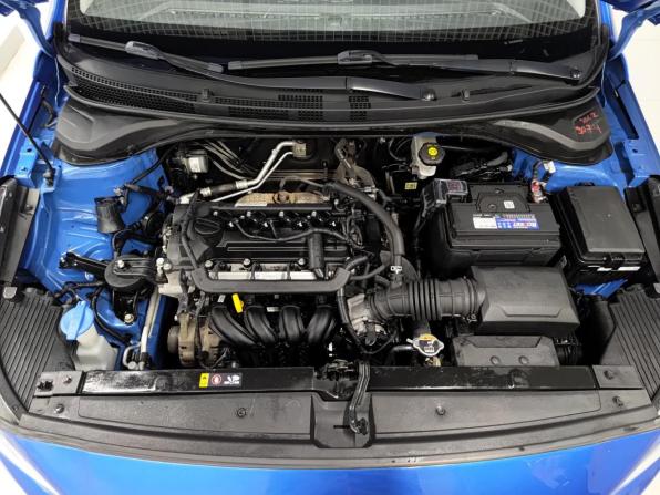 Hyundai Solaris II с пробегом 2018 года, цена 882 000 рублей, 173138 км, седан, Автокод Объявления