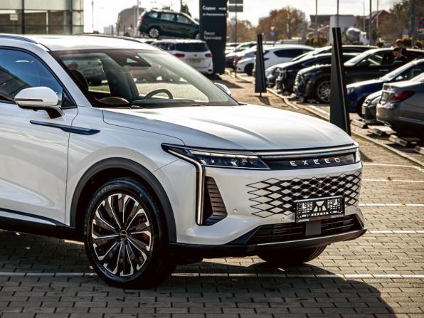 Exeed RX с пробегом 2023 года, цена 2 535 000 рублей, 33000 км, внедорожник, Автокод Объявления