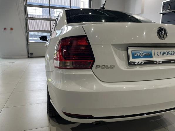 Volkswagen Polo V Рестайлинг с пробегом 2017 года, цена 910 000 рублей, 159274 км, седан, Автокод Объявления