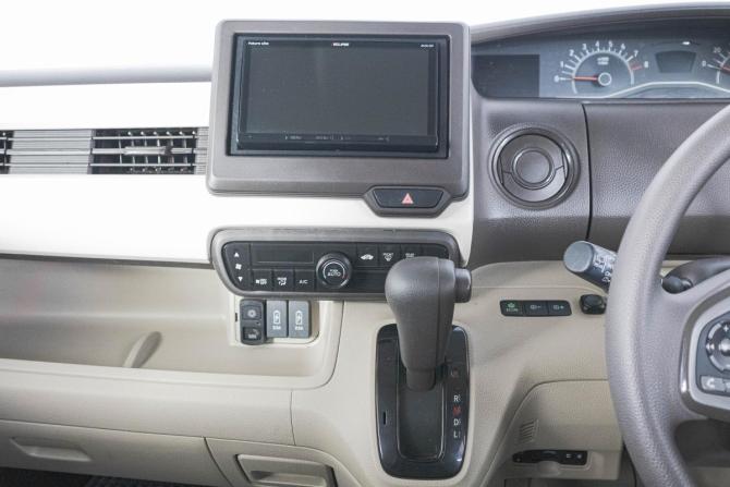 Honda N-BOX II с пробегом 2017 года, цена 849 000 рублей, 126000 км, микровэн, Автокод Объявления