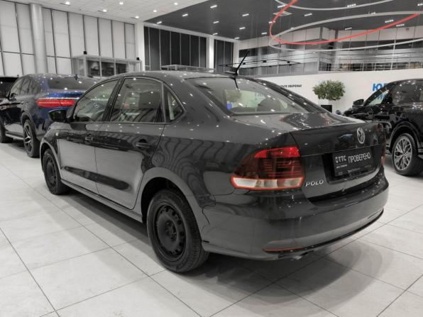 Volkswagen Polo V Рестайлинг с пробегом 2018 года, цена 850 000 рублей, 225945 км, седан, Автокод Объявления