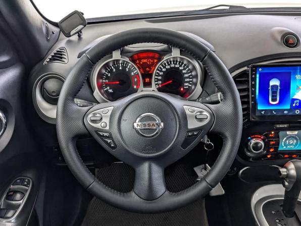 Nissan Juke I Рестайлинг с пробегом 2015 года, цена 1 270 000 рублей, 107987 км, внедорожник, Автокод Объявления