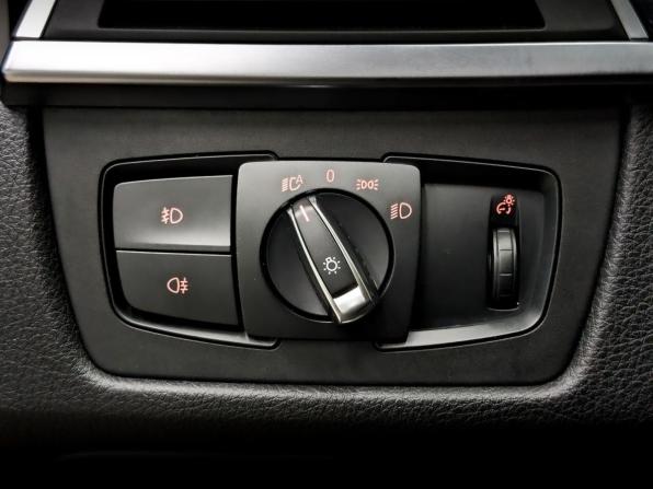 BMW 3 серии VI (F3x) Рестайлинг с пробегом 2017 года, цена 2 000 000 рублей, 95200 км, седан, Автокод Объявления