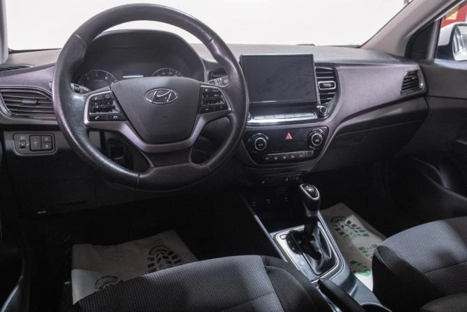 Hyundai Solaris II Рестайлинг с пробегом 2020 года, цена 1 469 000 рублей, 63000 км, седан, Автокод Объявления