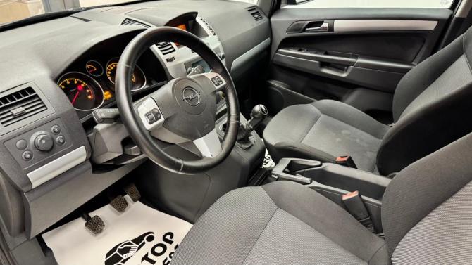 Opel Zafira B Рестайлинг с пробегом 2012 года, цена 675 000 рублей, 221491 км, минивэн, Автокод Объявления