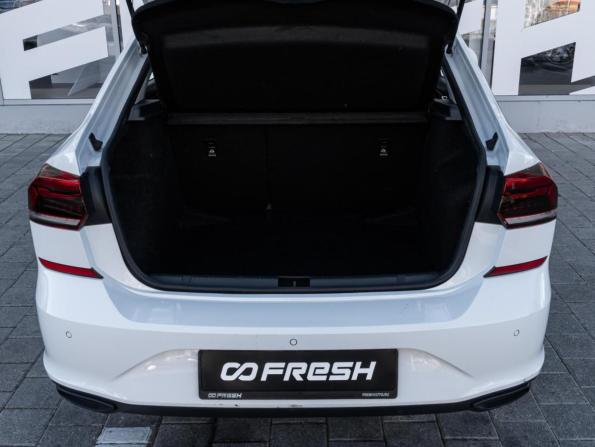 Volkswagen Polo VI с пробегом 2021 года, цена 1 360 000 рублей, 135579 км, лифтбек, Автокод Объявления