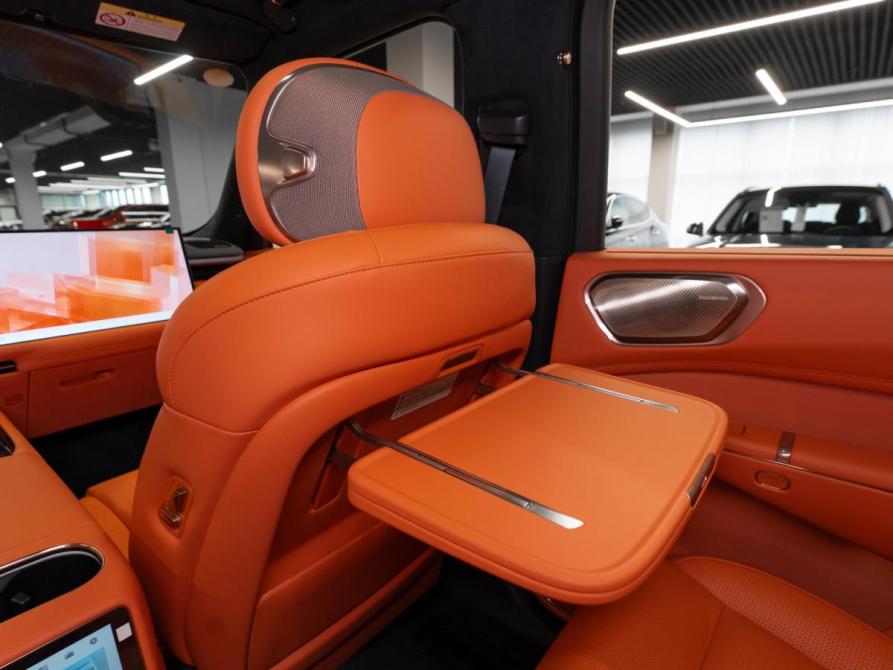 Lynk &amp; Co 900 Москва  - изображение 27