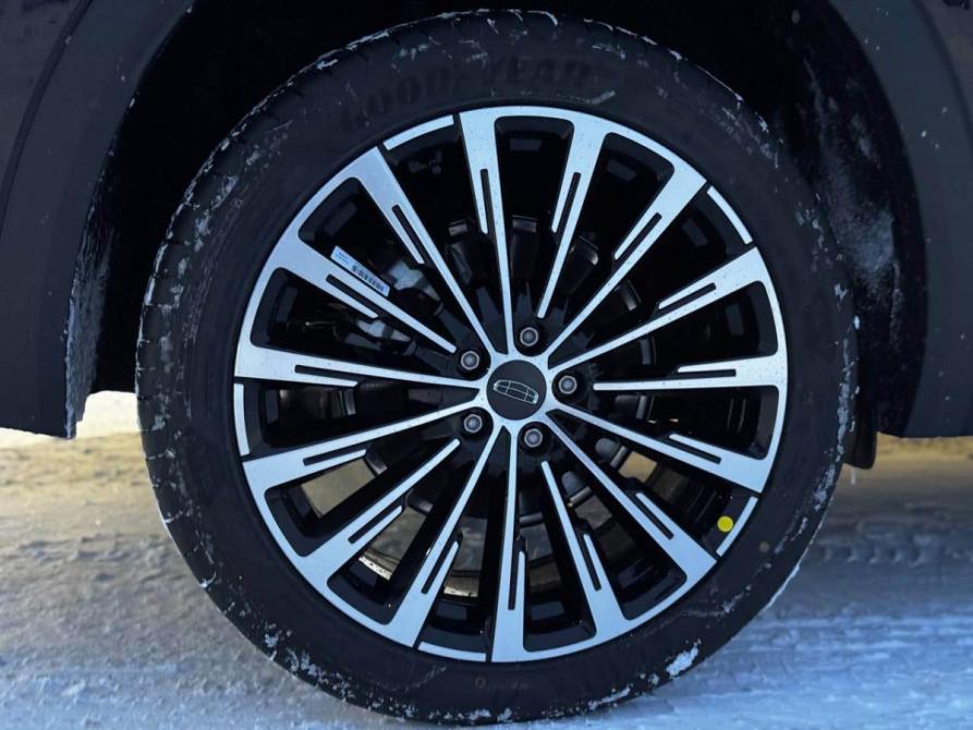 Geely Monjaro I Ярославль  - изображение 10