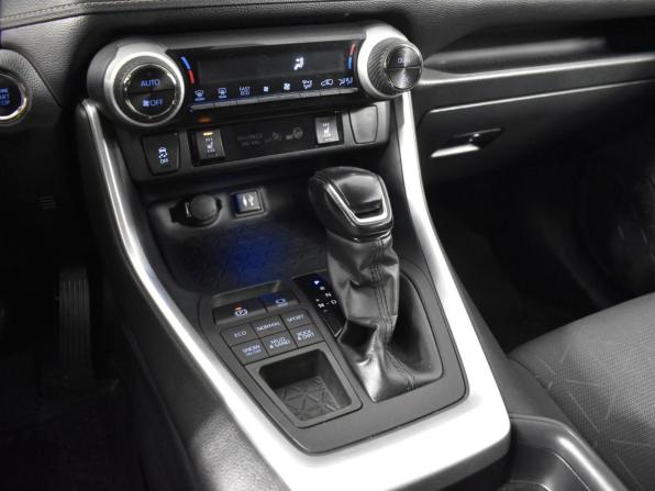 Toyota RAV4 V (XA50) с пробегом 2019 года, цена 2 749 900 рублей, 122488 км, внедорожник, Автокод Объявления