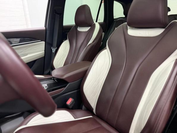 Geely Monjaro I с пробегом 2023 года, цена 2 650 000 рублей, 132240 км, внедорожник, Автокод Объявления
