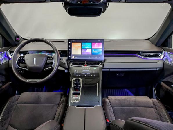 Wey 05 с пробегом 2023 года, цена 3 399 000 рублей, 21695 км, внедорожник, Автокод Объявления