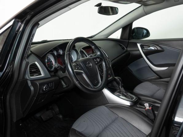 Opel Astra J Рестайлинг с пробегом 2013 года, цена 870 000 рублей, 118000 км, хэтчбек, Автокод Объявления