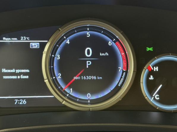Lexus RX IV Рестайлинг с пробегом 2019 года, цена 4 085 000 рублей, 163096 км, внедорожник, Автокод Объявления