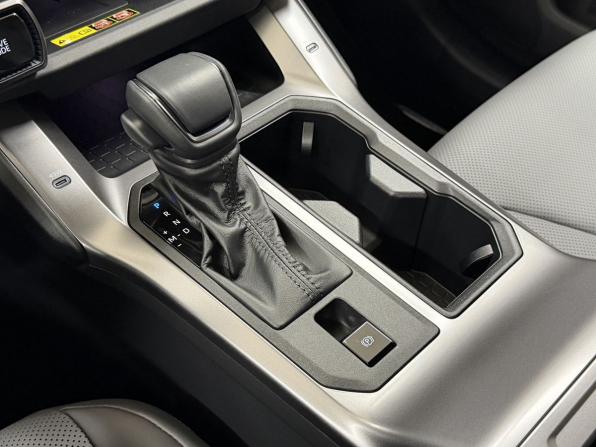 Toyota Wildlander II с пробегом 2026 года, цена 4 650 000 рублей, 12 км, внедорожник, Автокод Объявления