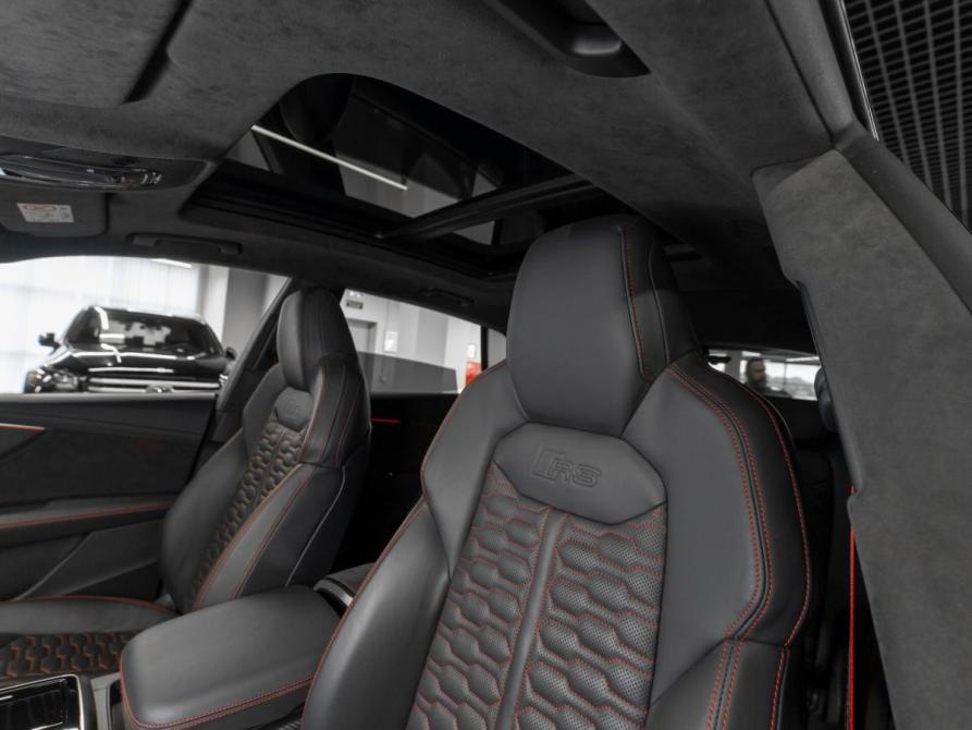 Audi RS Q8 I Москва  - изображение 10
