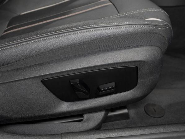 BMW 5 серии VII (G30/G31/G38) с пробегом 2017 года, цена 3 640 000 рублей, 94165 км, седан, Автокод Объявления