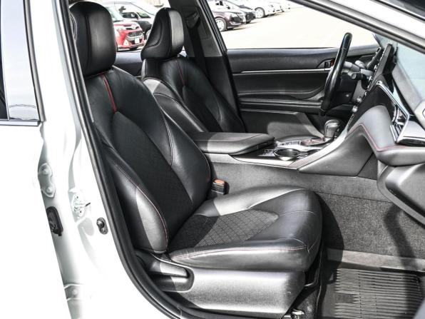 Toyota Camry VIII (XV70) Рестайлинг с пробегом 2021 года, цена 2 969 000 рублей, 107721 км, седан, Автокод Объявления