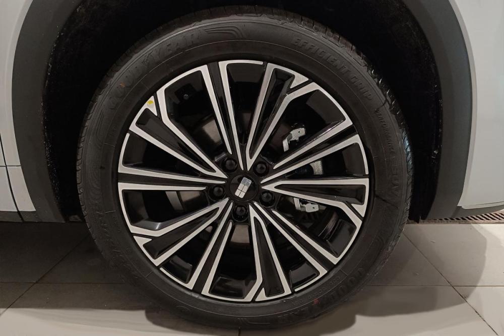 Geely EX5 EM-i Балашиха  - изображение 4