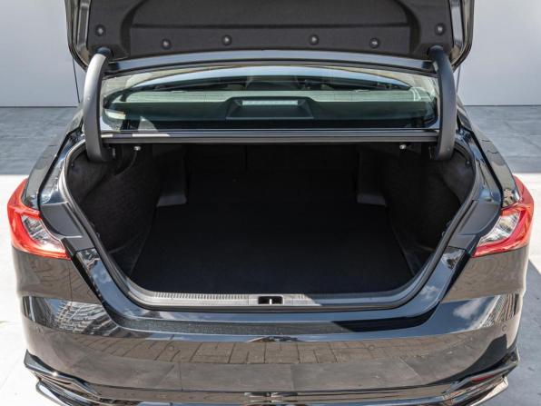 Toyota Camry IX (XV80) China Market с пробегом 2025 года, цена 4 399 000 рублей, 55 км, седан, Автокод Объявления
