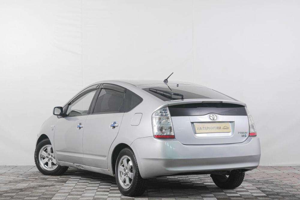 Toyota Prius II Рестайлинг (XW20) Кемерово  - изображение 5