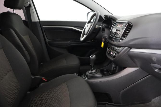 Lada (ВАЗ) Vesta I с пробегом 2017 года, цена 649 000 рублей, 129000 км, седан, Автокод Объявления