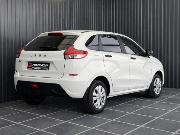Lada (ВАЗ) XRAY I с пробегом 2018 года, цена 717 000 рублей, 91774 км, хэтчбек, Автокод Объявления