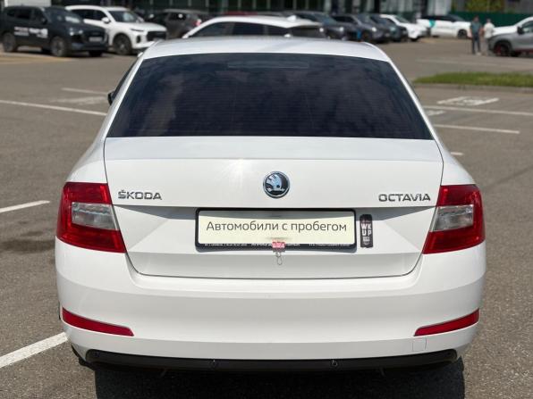 Skoda Octavia III (A7) с пробегом 2014 года, цена 725 000 рублей, 329404 км, лифтбек, Автокод Объявления