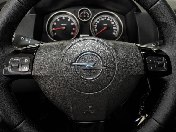 Opel Astra H Рестайлинг с пробегом 2012 года, цена 678 000 рублей, 186916 км, седан, Автокод Объявления