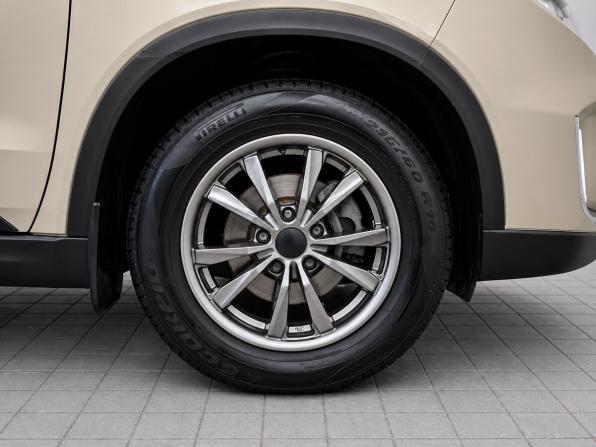 Suzuki Vitara II Рестайлинг с пробегом 2019 года, цена 1 780 000 рублей, 157459 км, внедорожник, Автокод Объявления