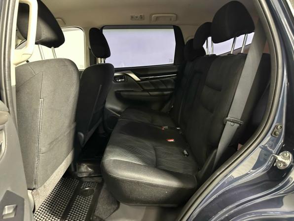 Mitsubishi Pajero Sport III с пробегом 2018 года, цена 2 750 000 рублей, 134655 км, внедорожник, Автокод Объявления