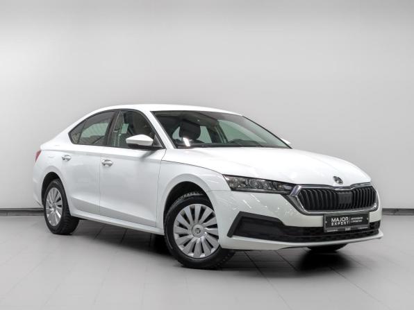 Skoda Octavia IV (A8) с пробегом 2021 года, цена 2 335 000 рублей, 74575 км, лифтбек, Автокод Объявления