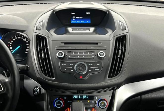 Ford Kuga II Рестайлинг с пробегом 2018 года, цена 1 690 000 рублей, 139760 км, внедорожник, Автокод Объявления