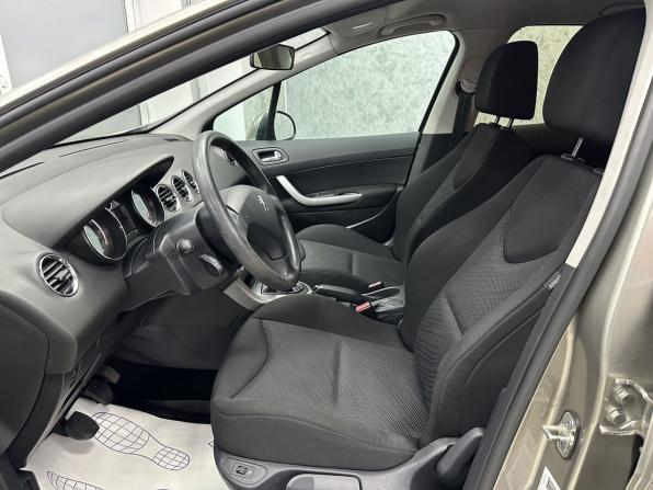 Peugeot 308 I Рестайлинг с пробегом 2012 года, цена 595 000 рублей, 129138 км, хэтчбек, Автокод Объявления